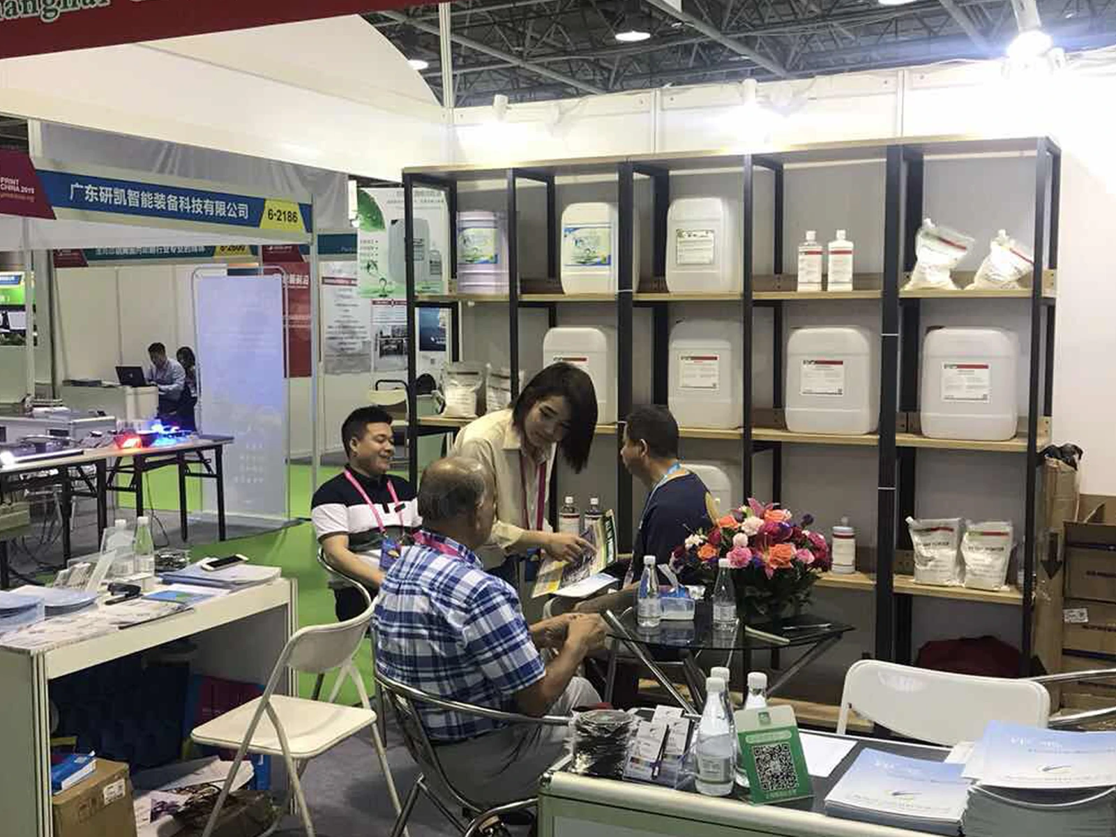 Printbar (Shanghai Chenjie) na targach Print China 2019 Dongguan: Wysokiej jakości materiały eksploatacyjne do druku offsetowego i ekspozycja roztw&oacute;r nawilżający na targach.
